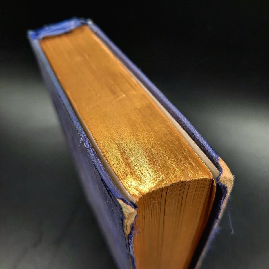 Книга "Новый Завет Господа нашего Иисуса Христа", бумага, печать, коленкор, тиснение, позолоченный обрез, ляссе, Издательство «Синодальная типография», Российская империя, 1863 г., Издательство «Синодальная типография»