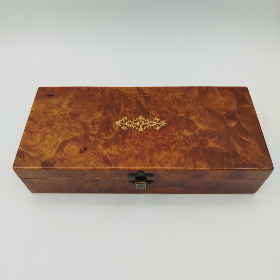 Шкатулка прямоугольной формы, дерево, шпон, лак, СССР, 1980-1990 гг.