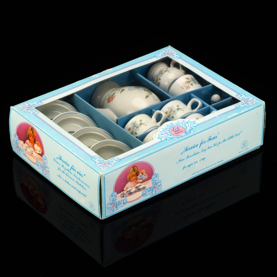 Сервиз чайный (детский) на 4 персоны с цветочным декором в коробке (11 предметов), фарфор, деколь, картон, Colditz (Кольдиц), ГДР, 1970-1990 гг.