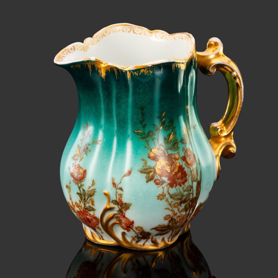 Молочник зеленого оттенка с цветочным декором, Haviland
