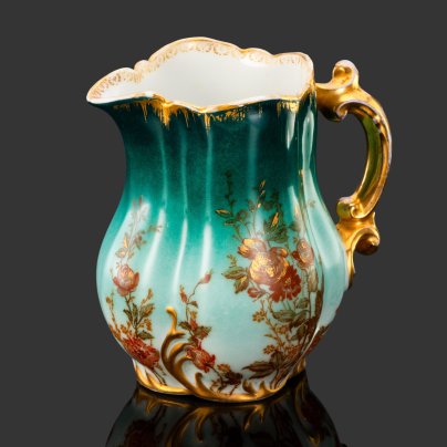Молочник зеленого оттенка с цветочным декором, Haviland