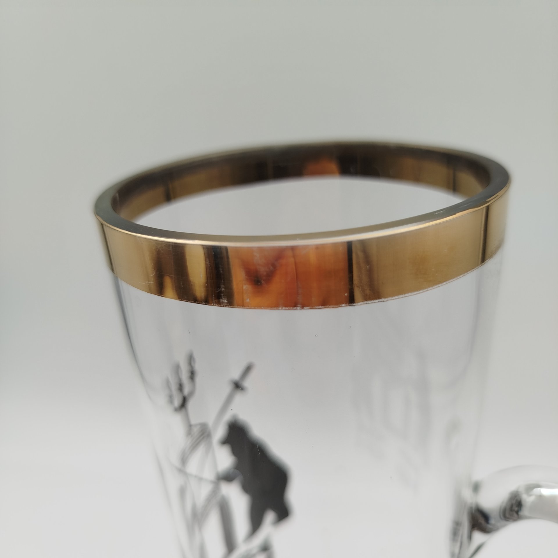 Кружка пивная с гербом Великого Новгорода, стекло, деколь, золочение, СССР, 1970-1990 гг.