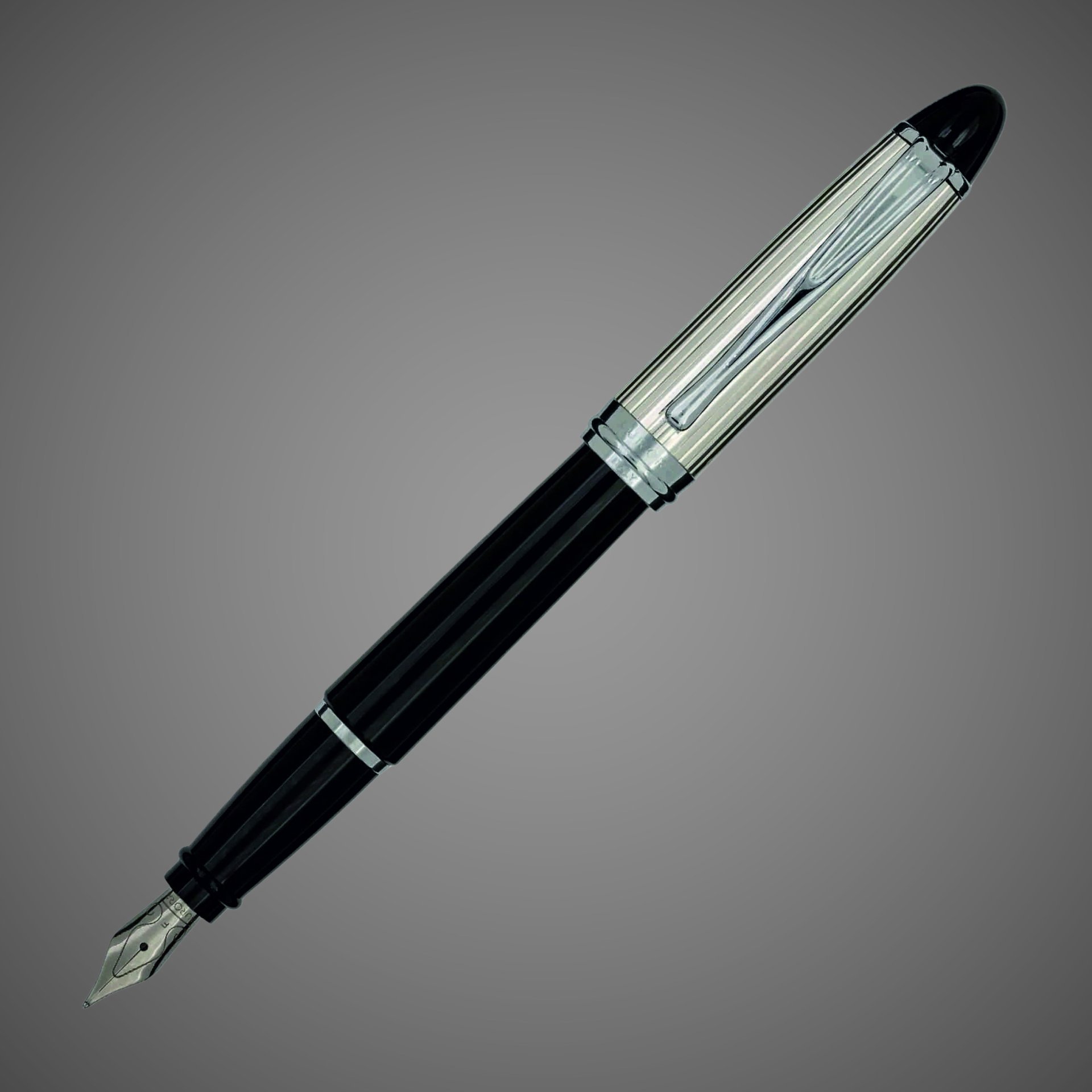 Перьевая ручка Aurora Ipsilon Argento Black CT, перо - F, в подарочной коробке, Драгметаллы: серебро, смола