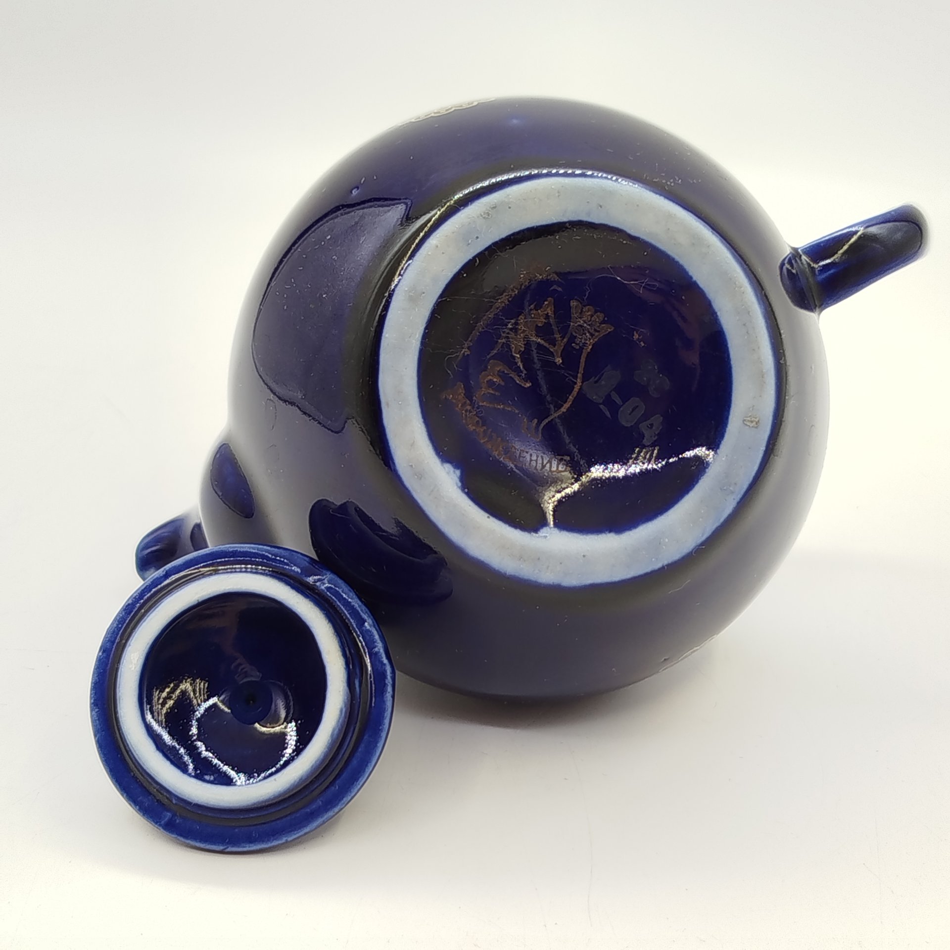 Чайник миниатюрный с цветочным декором