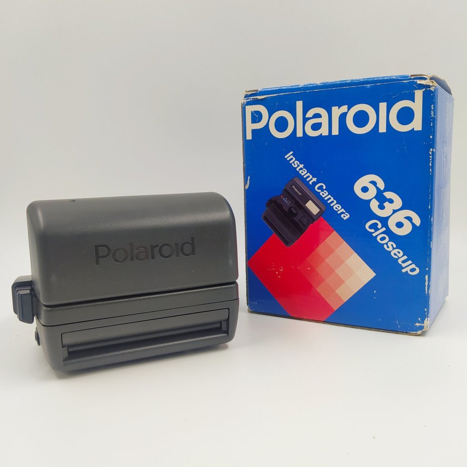 Фотоаппарат мгновенной печати "Polaroid 636 Close Up" в оригинальной коробке, Polaroid