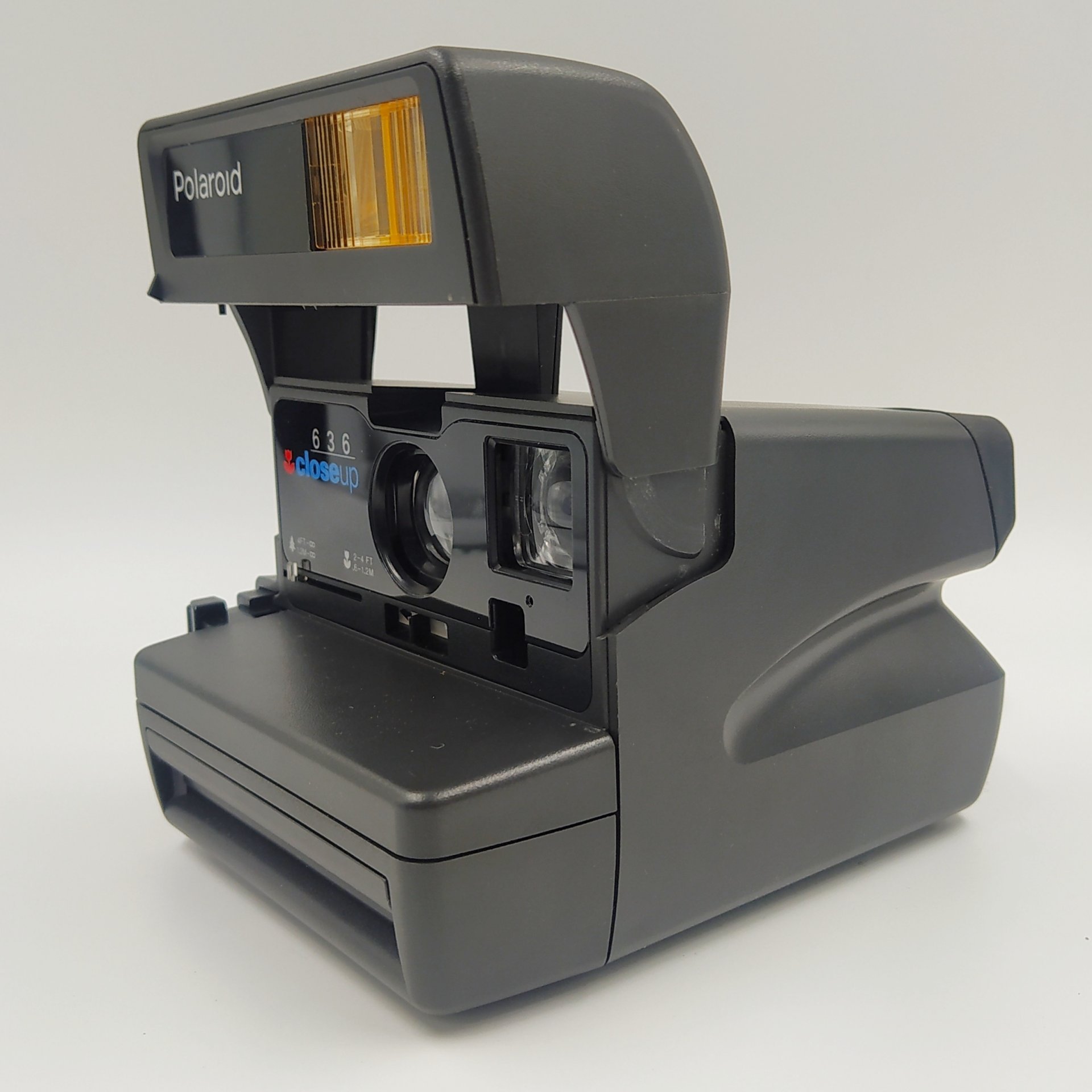Фотоаппарат мгновенной печати "Polaroid 636 Close Up" в оригинальной коробке, Polaroid
