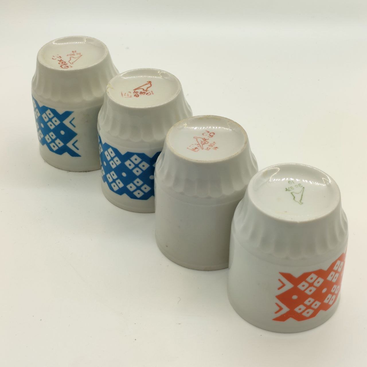 Набор из 4-х стаканов с геометрическим декором (в подборе), фарфор, деколь, золочение, Дулевский фарфоровый завод (Дулёво), СССР, 1987-1990 гг.