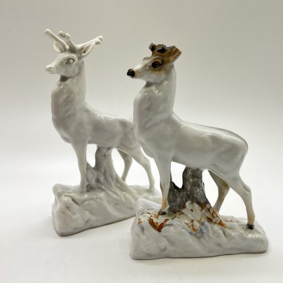 Набор из 2 статуэток "Олень", фарфор, роспись, Ленинградский фарфоровый завод (ЛФЗ), СССР, 1970-1980 гг.