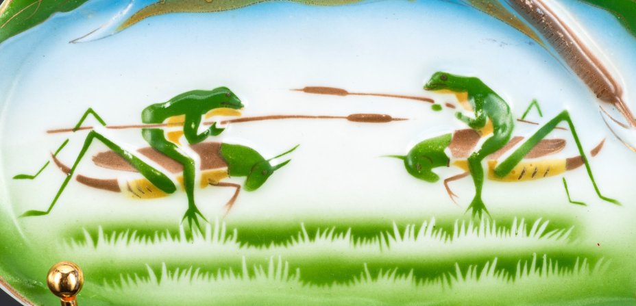 Пепельница "Война лягушек"