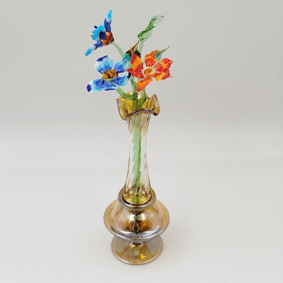 Ваза декоративная с букетом цветов (миниатюра), стекло, люстр, гутная техника, Европа, 1980-1990 гг.
