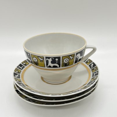 Набор из чайной пары и 2 блюдец из сервиза "Степной", форма «Утро», В.Л. Семенов, Н.М. Павлова, фарфор, деколь, золочение, Ленинградский фарфоровый завод (ЛФЗ), СССР, 1960 г.
