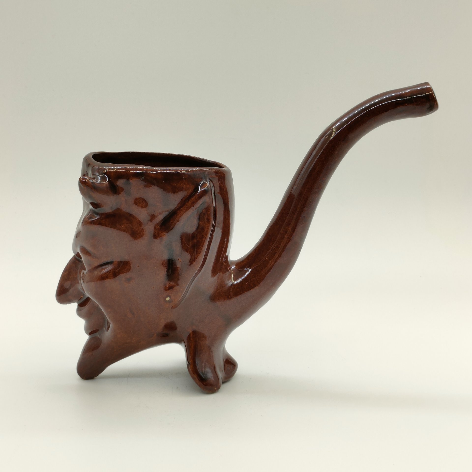 Кружка-поильник "Мефистофель", керамика, цветные поливы, СССР, 1970-1990 гг.