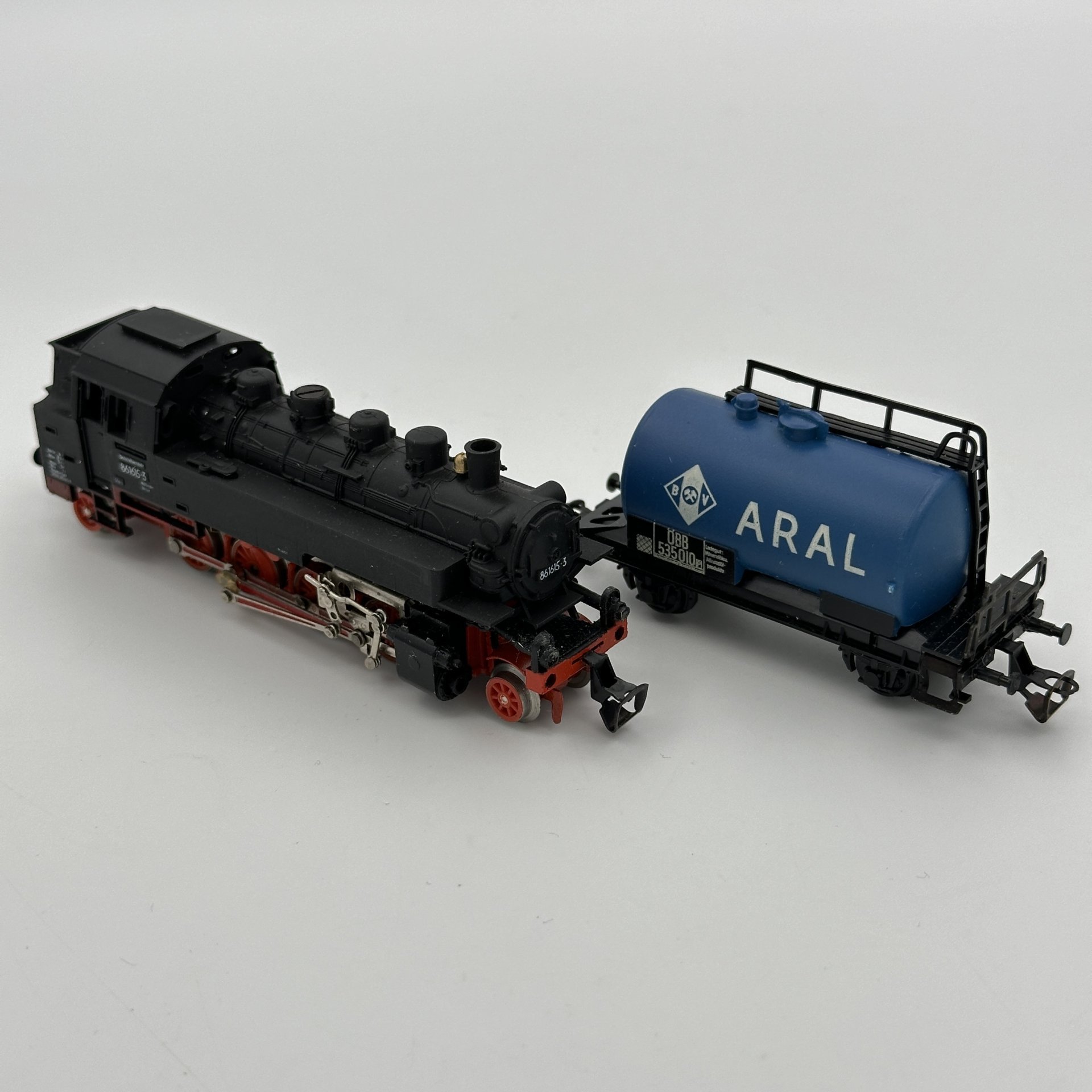 Модель паровоза "BR-86" и цистерны, Berliner TT Bahnen