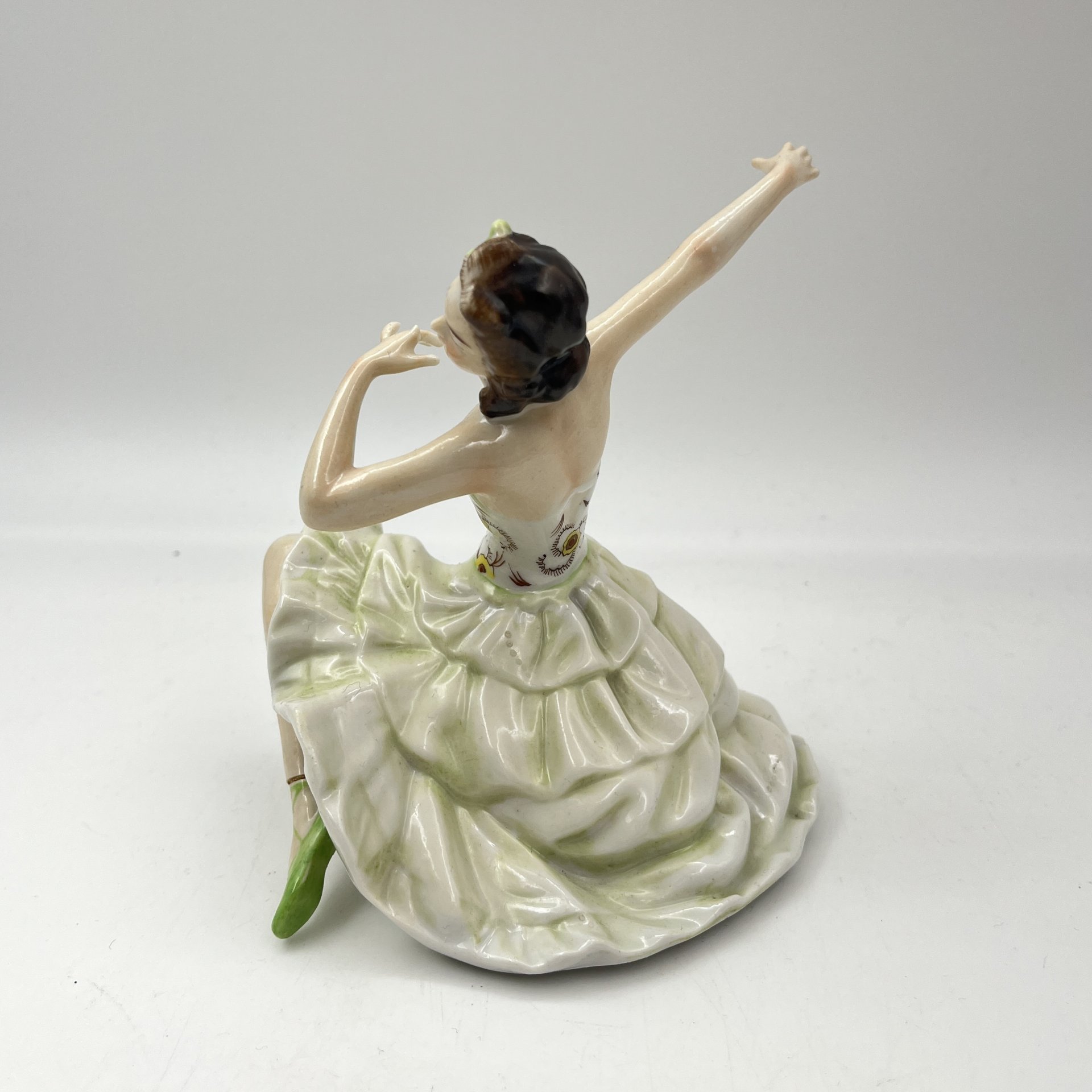 Статуэтка "Танцовщица", фарфор, роспись, Unterweissbach Werkstätten (Унтервайсбах), Германия, 1940-1958 гг.