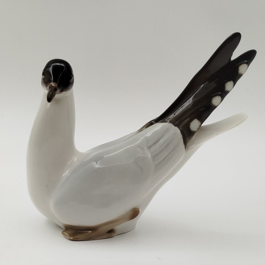 Статуэтка "Чайка", скульптор П.П. Веселов