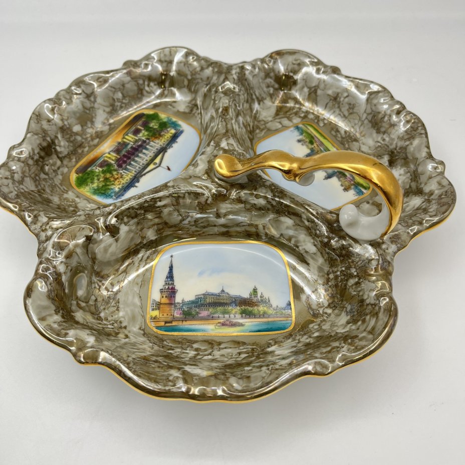 Менажница трехсекционная "Виды Москвы", фарфор, крытье, деколь с прорисовкой, золочение, Graf Von Henneberg Porzellan, 1777 Jlmenau, ГДР, 1950-1970 гг.