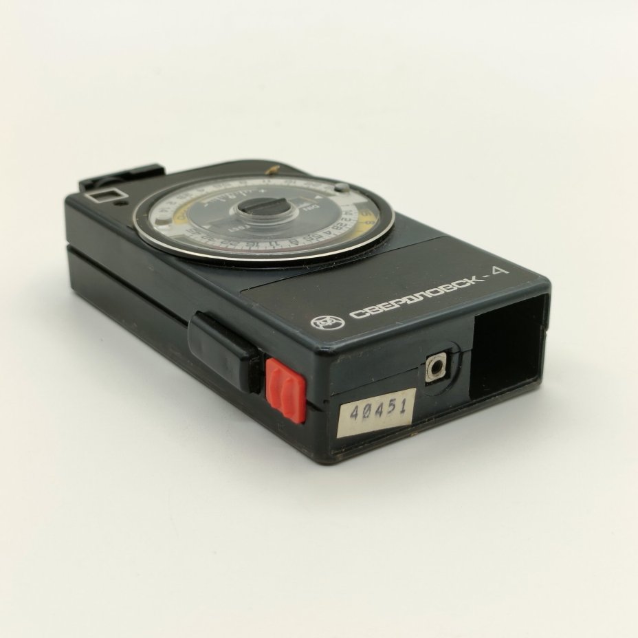 Экспонометр фотоэлектрический "Свердловск-4" в футляре, Уральский оптико-механический завод