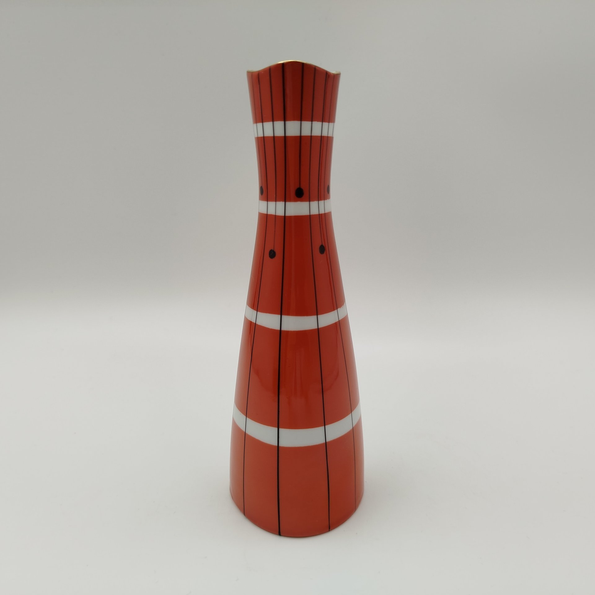 Ваза миниатюрная, фарфор, крытье, Wallendorf, Германия, 1963-1990 гг.