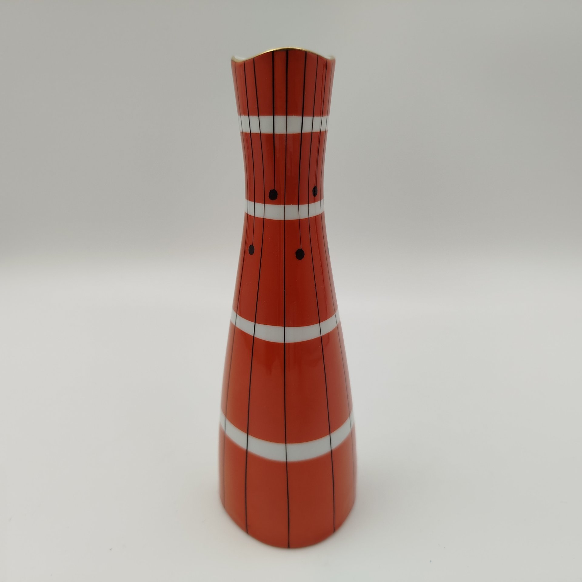Ваза миниатюрная, фарфор, крытье, Wallendorf, Германия, 1963-1990 гг.