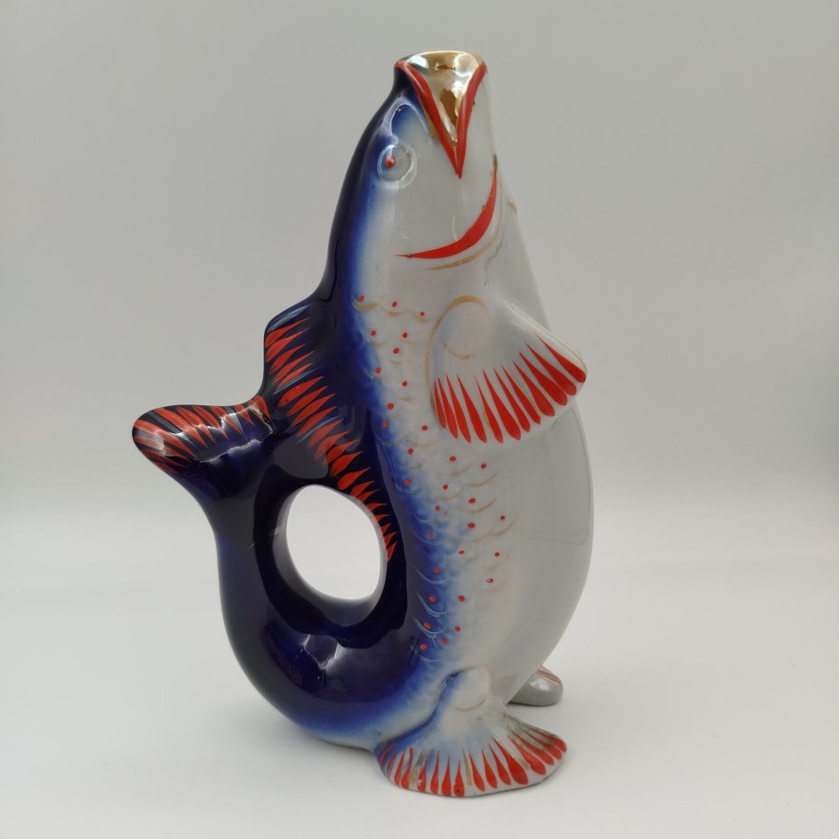 Набор для крепких напитков "Рыба" в подборе (штоф и 3 стопок), автор М.Д.Барамидзе, фарфор, роспись, Полонский завод художественной керамики (Полонное ЗХК), СССР, 1973-1991 гг.