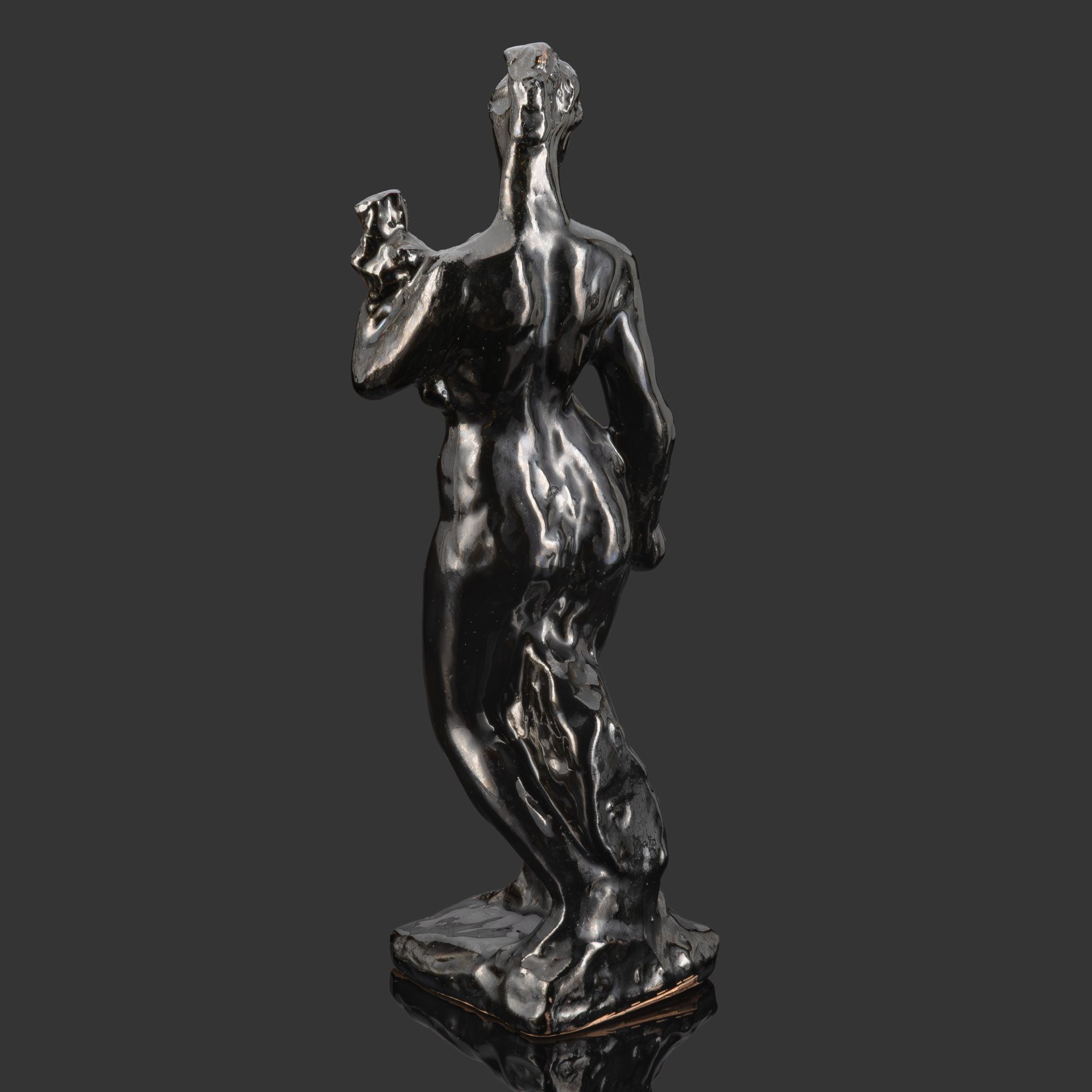 Скульптура "Обнаженная", скульптор Шульц Гавриил Александрович, керамика, поливы, Гжельский керамический завод, СССР, 1960-1970 гг.