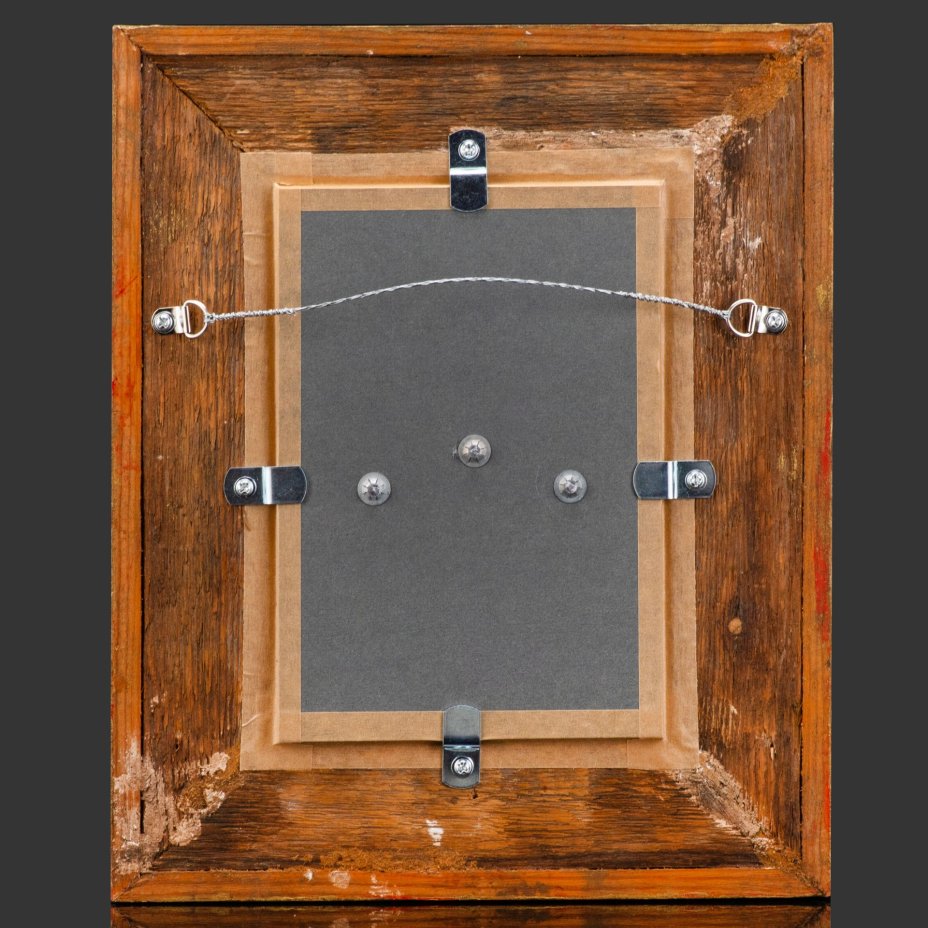 Настенная композиция (панно) в антикварной раме с тремя ложками с изображением достопримечательностей Москвы и Санкт-Петербурга, мНЦ (медь-никель-цинк), дерево, пластик, бархат, Мстерская художественная фабрика  «Ювелир», СССР, 1960-1990 гг.