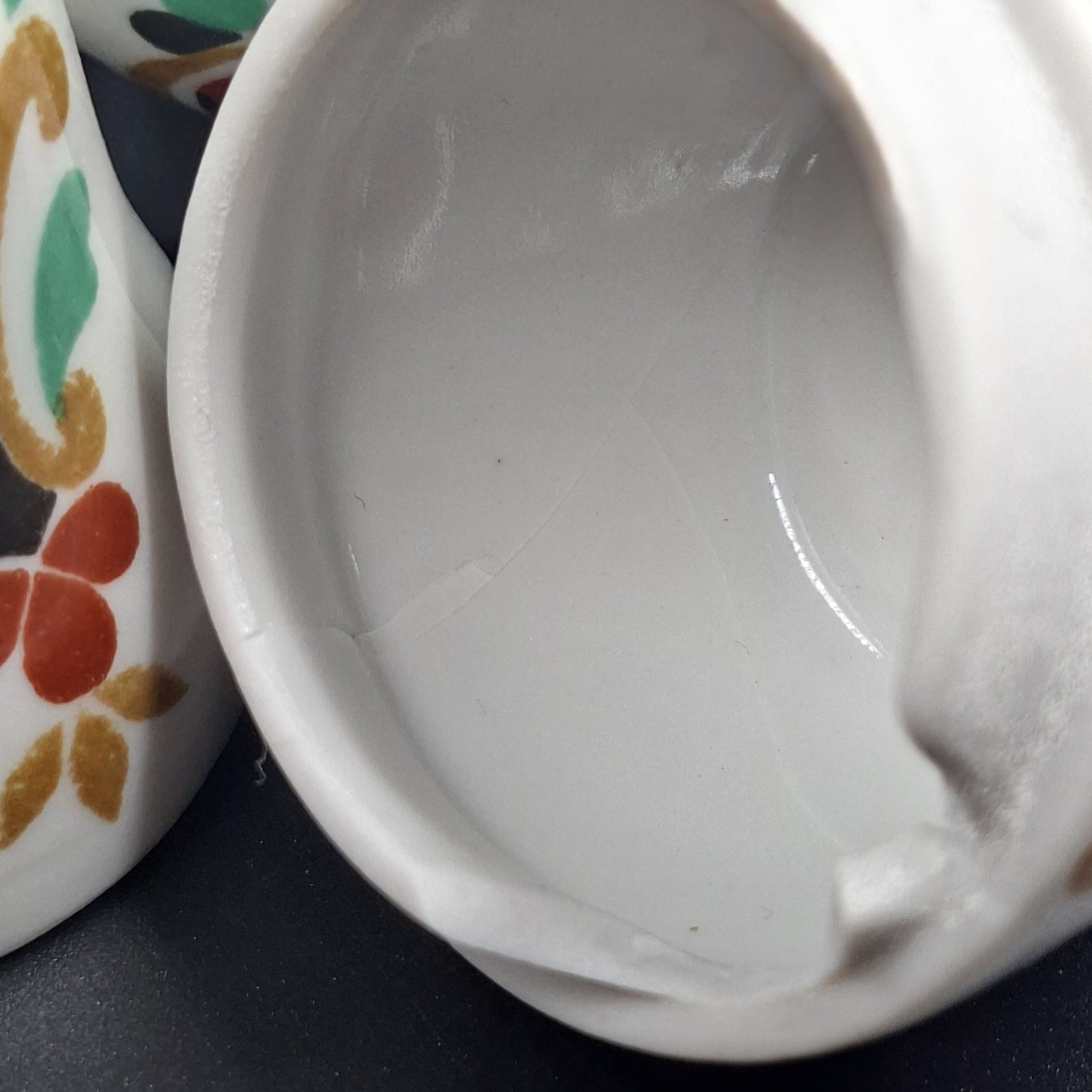 Набор для специй "Матрёшки" на подносе (перечница, солонка, горчичница), фарфор, деколь, Дмитровский фарфоровый завод (ДФЗ Вербилки), СССР, 1965-1991 гг.