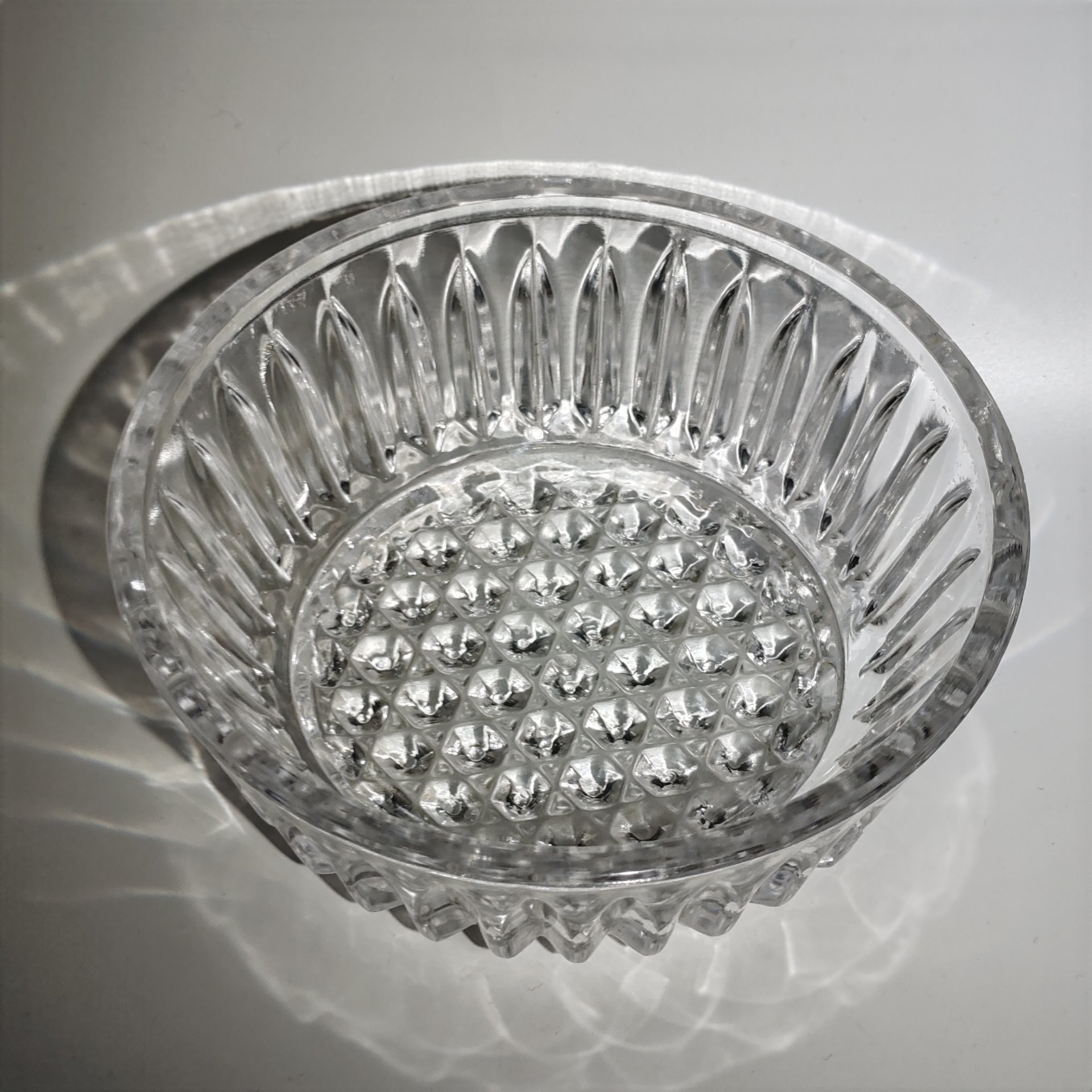Конфетница (салатник) с рельефным декором, хрусталь, СССР, 1970-1990 гг.