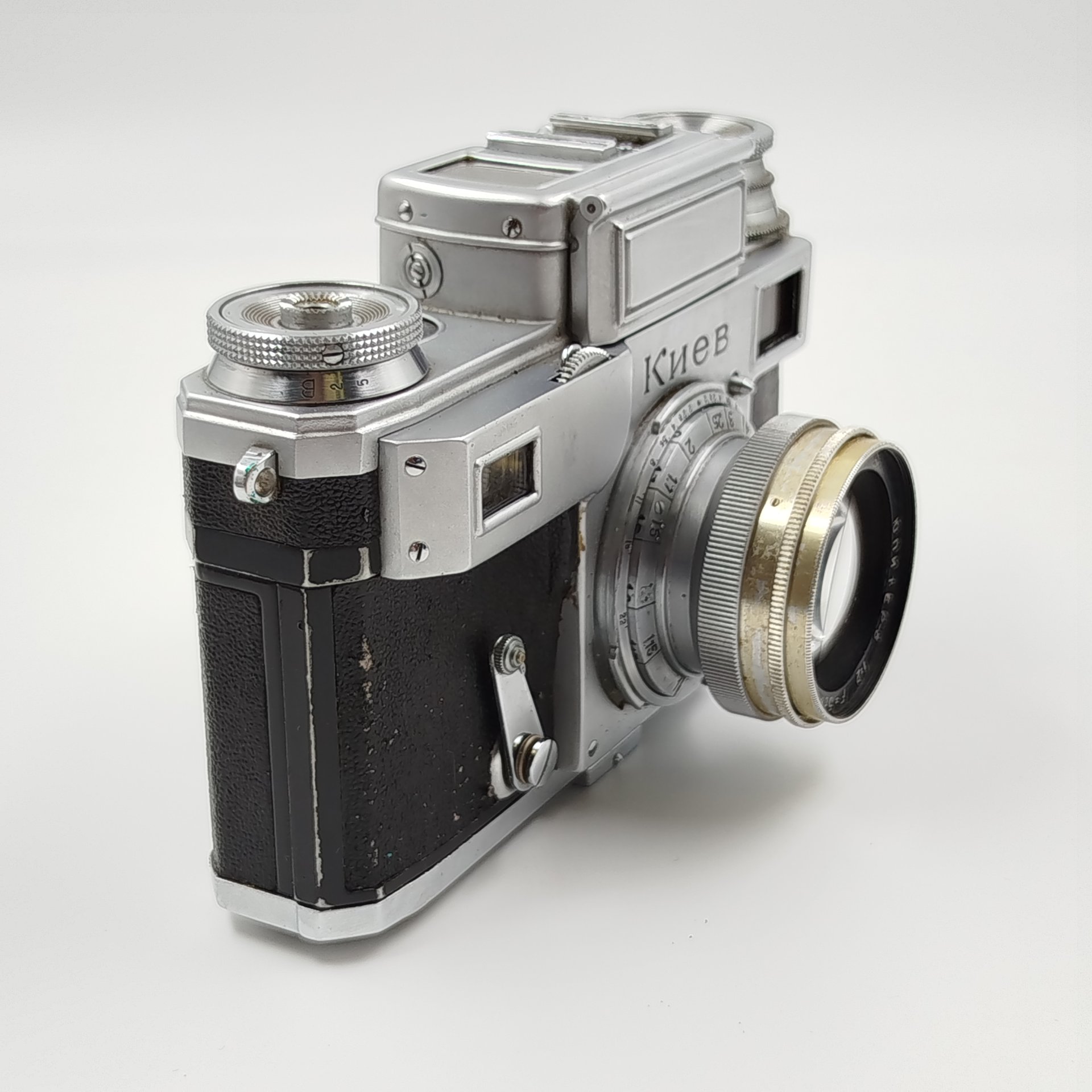 Фотоаппарат "Киев-4А" с объективом "Юпитер-8", 1:2 F=5cm [№5508601], в оригинальном чехле, Киевский завод «Арсенал»