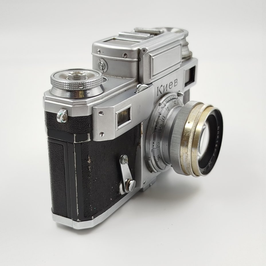 Фотоаппарат "Киев-4А" с объективом "Юпитер-8", 1:2 F=5cm [№5508601], в оригинальном чехле, Киевский завод «Арсенал»