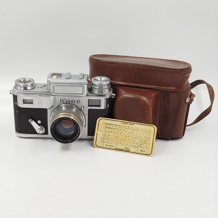 Фотоаппарат "Киев-4А" с объективом "Юпитер-8", 1:2 F=5cm [№5508601], в оригинальном чехле, Киевский завод «Арсенал»