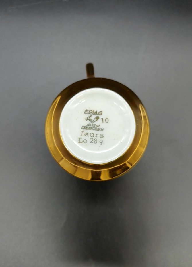 Набор из 5 чайных пар украшенных галантными сценами, Epiag Lofida Porcelain