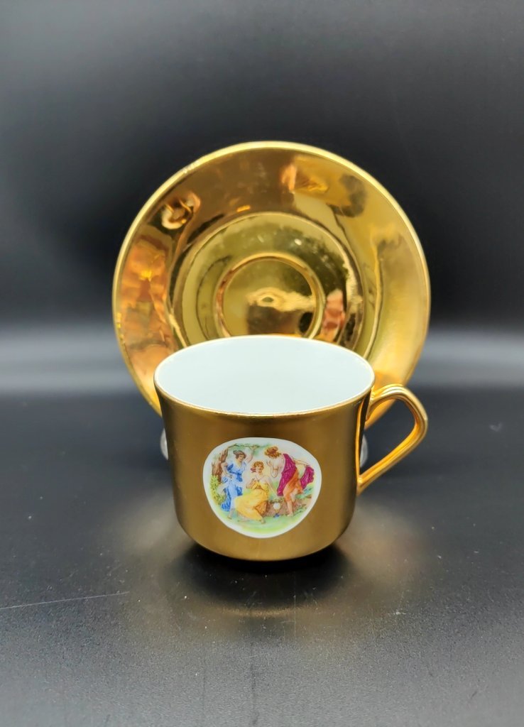 Набор из 5 чайных пар украшенных галантными сценами, Epiag Lofida Porcelain