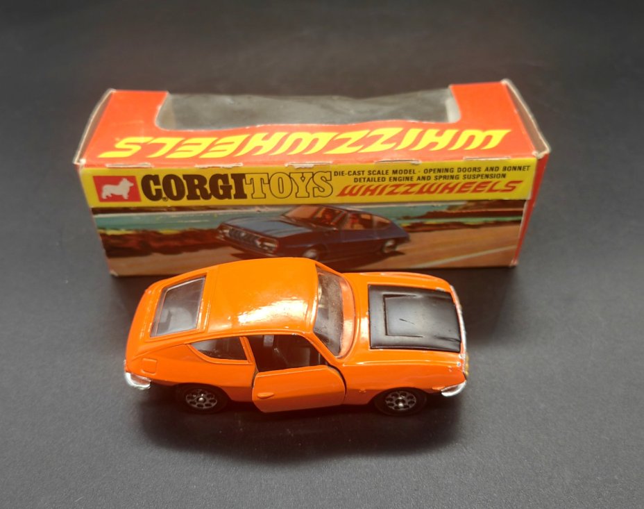 Модель автомобиля  Lancia fulvia sport zagato в оригинальной коробке (масштаб 1:43), из серии Corgi toys 372 , The Mettoy Company Ltd