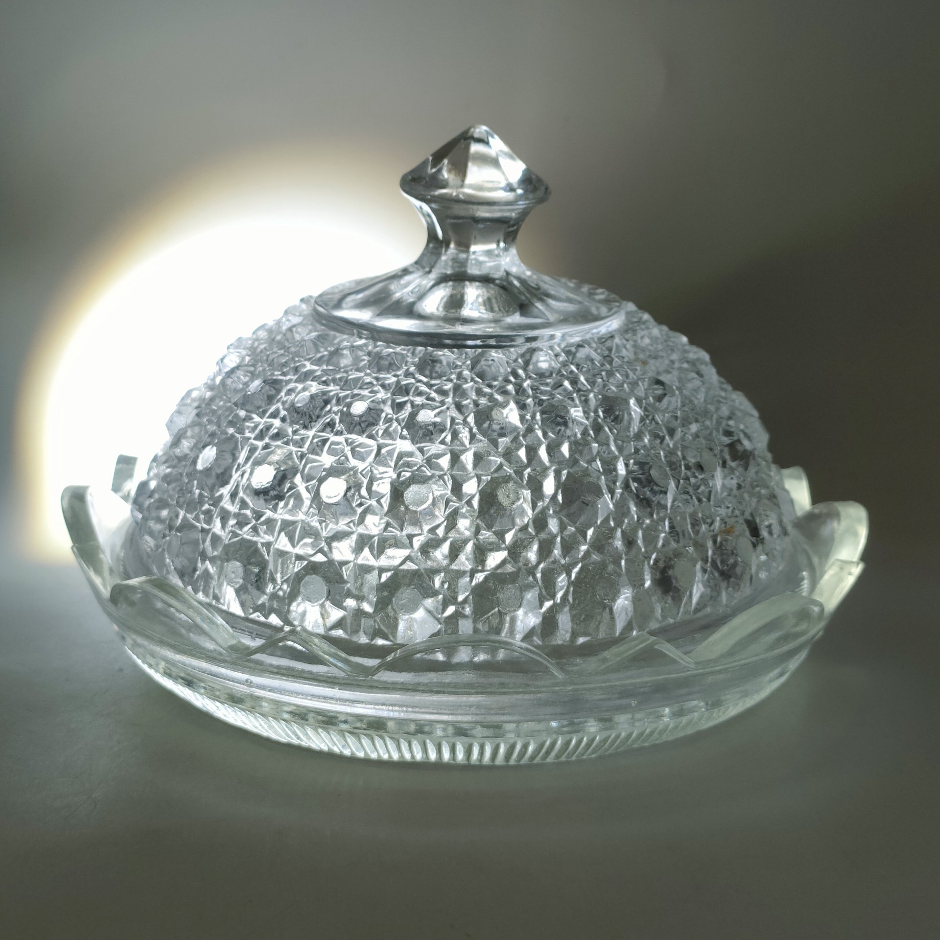 Масленка "Шапка Мономаха", стекло, пресс, СССР, 1970-1990 гг.