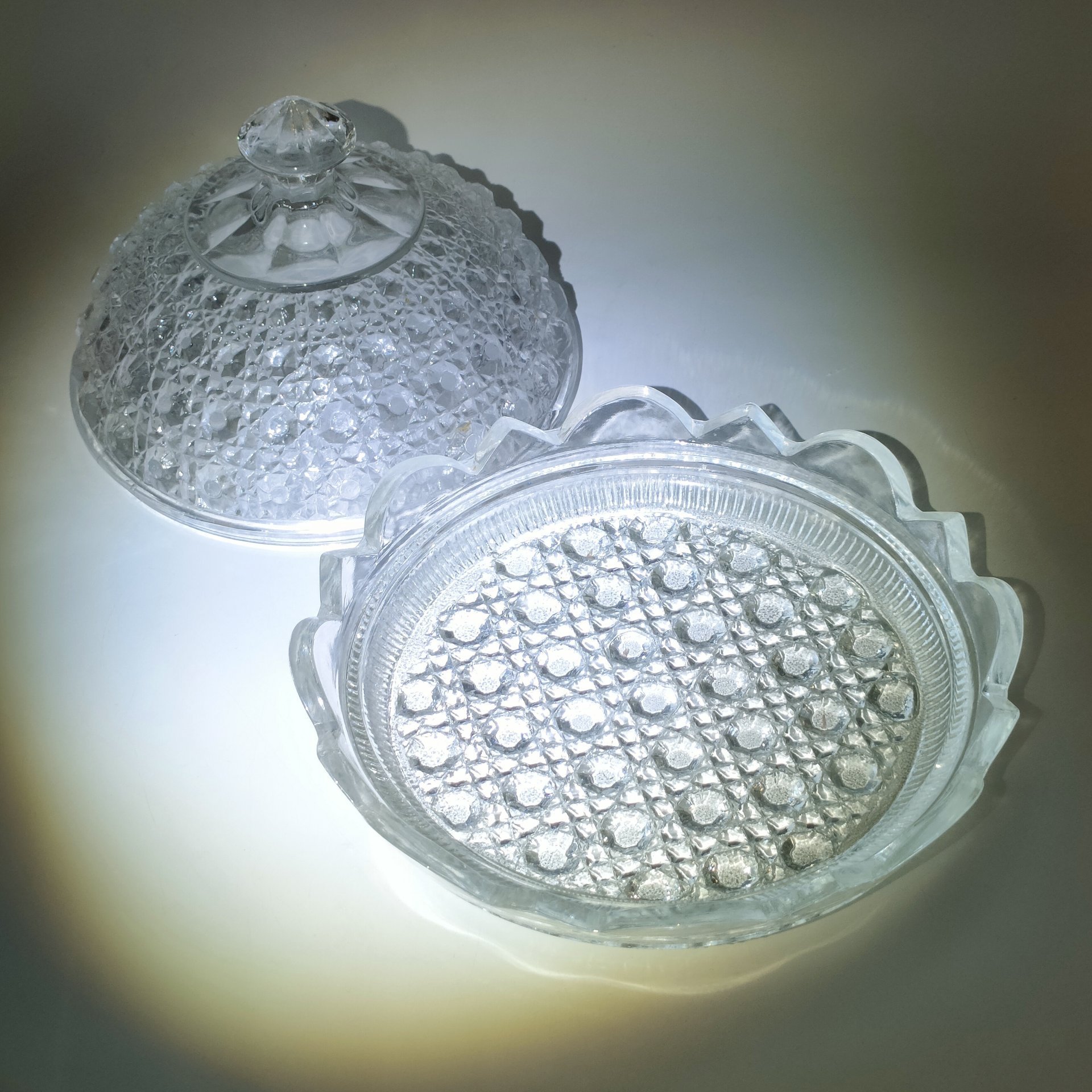 Масленка "Шапка Мономаха", стекло, пресс, СССР, 1970-1990 гг.