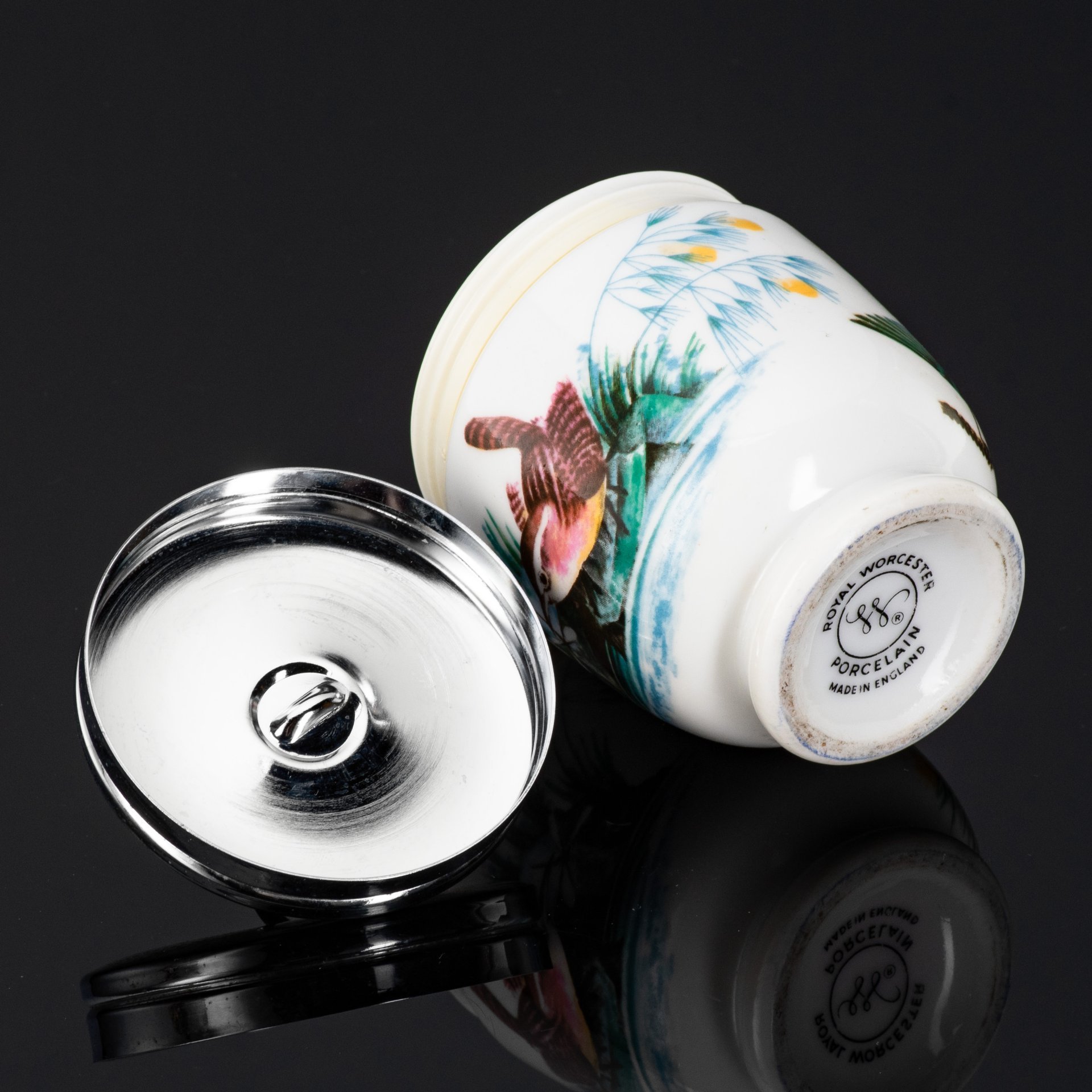 Кодлер в коробке "Royal Worcester", фарфор, деколь, металл, в оригинальной коробке