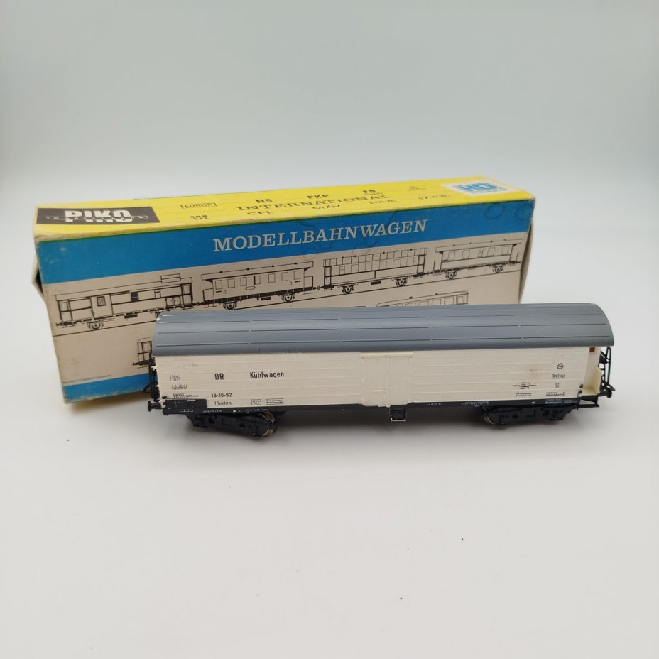 Модель железнодорожного вагона-ледника "Kühlwagen", в оригинальной коробке, пластик, картон, Piko, ГДР, 1970-1990 гг.