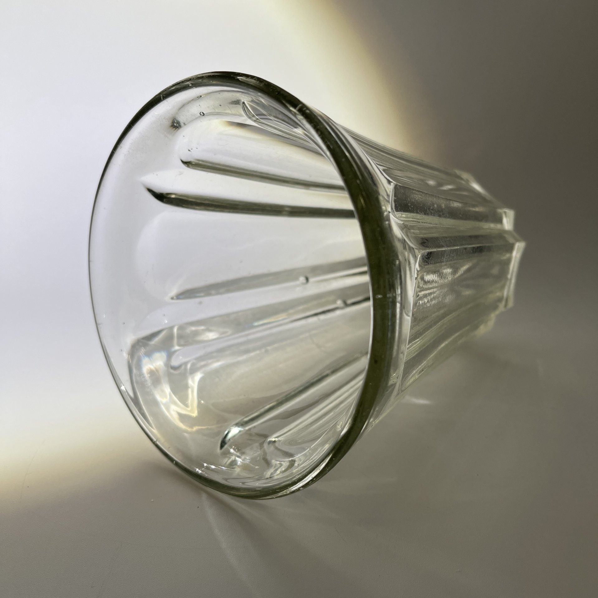 Ваза-стакан (большой), стекло, Завод «Красный Гигант», СССР, 1950-1960 гг.