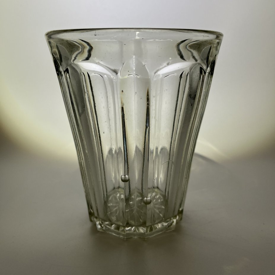 Ваза-стакан (большой), стекло, Завод «Красный Гигант», СССР, 1950-1960 гг., Завод «Красный Гигант»