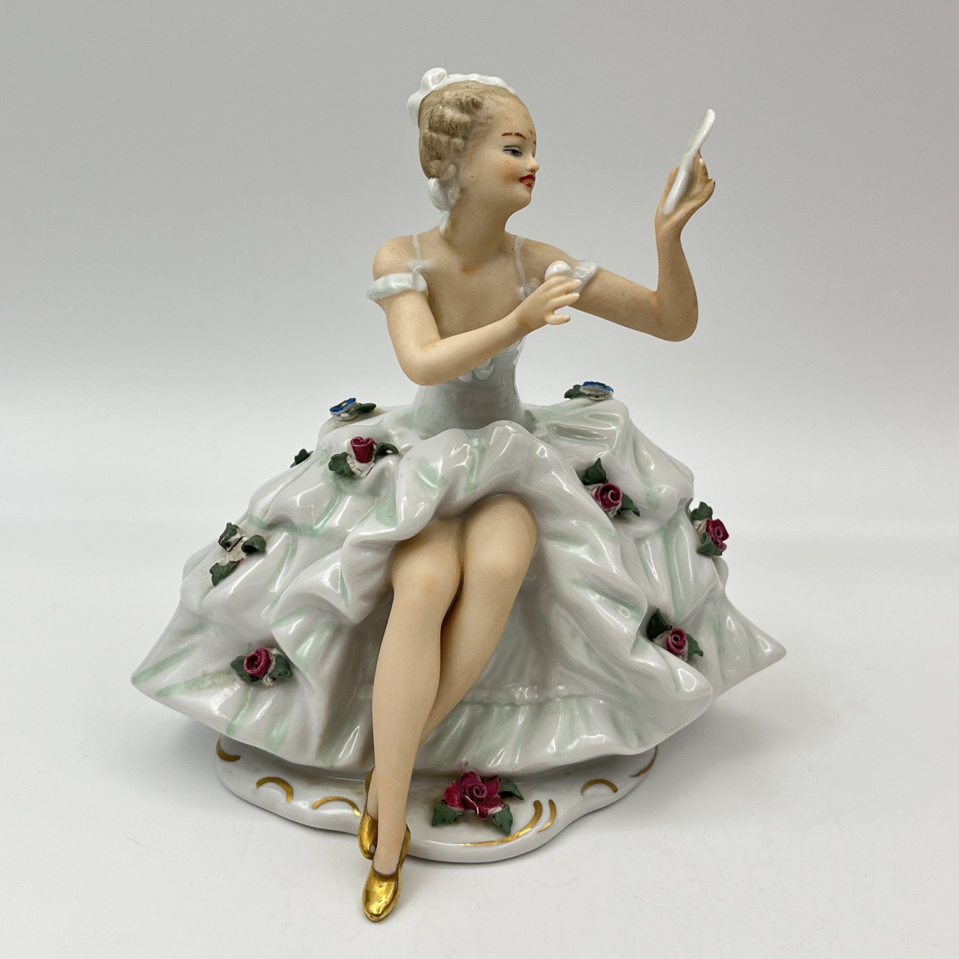Статуэтка "Танцовщица с зеркалом", фарфор, роспись, Wallendorf, Германия, 1963-1990 гг., Wallendorf