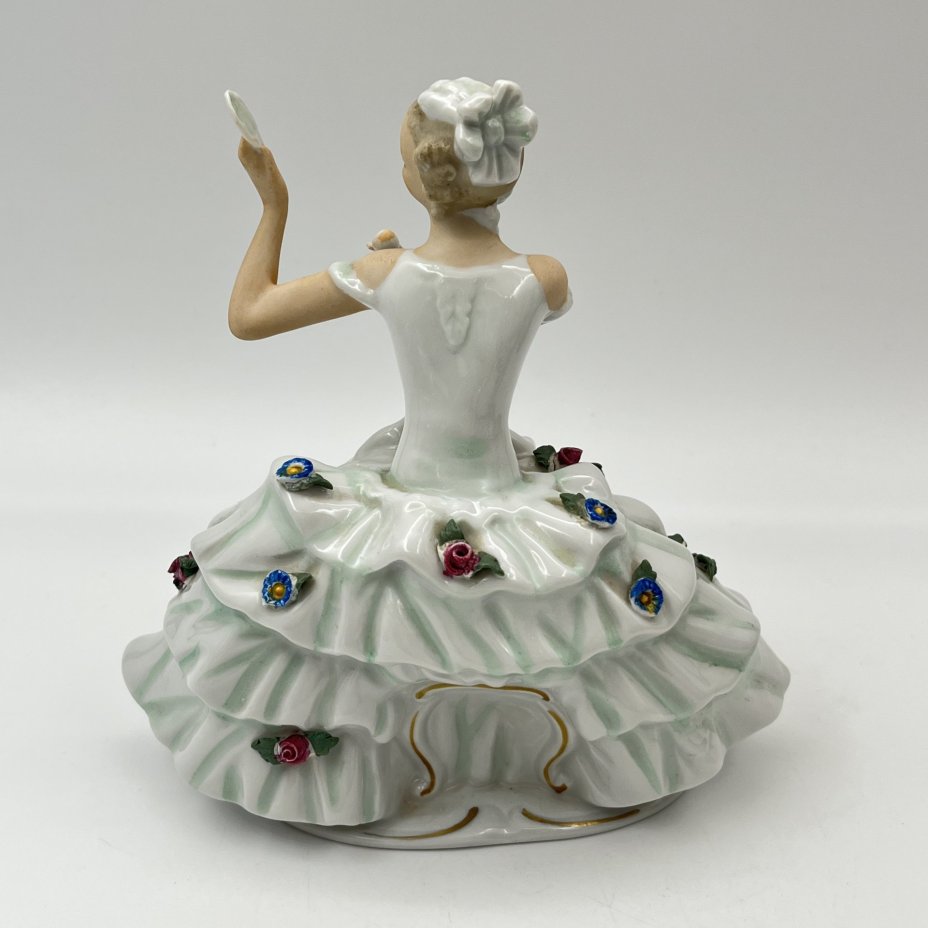 Статуэтка "Танцовщица с зеркалом", фарфор, роспись, Wallendorf, Германия, 1963-1990 гг., Wallendorf