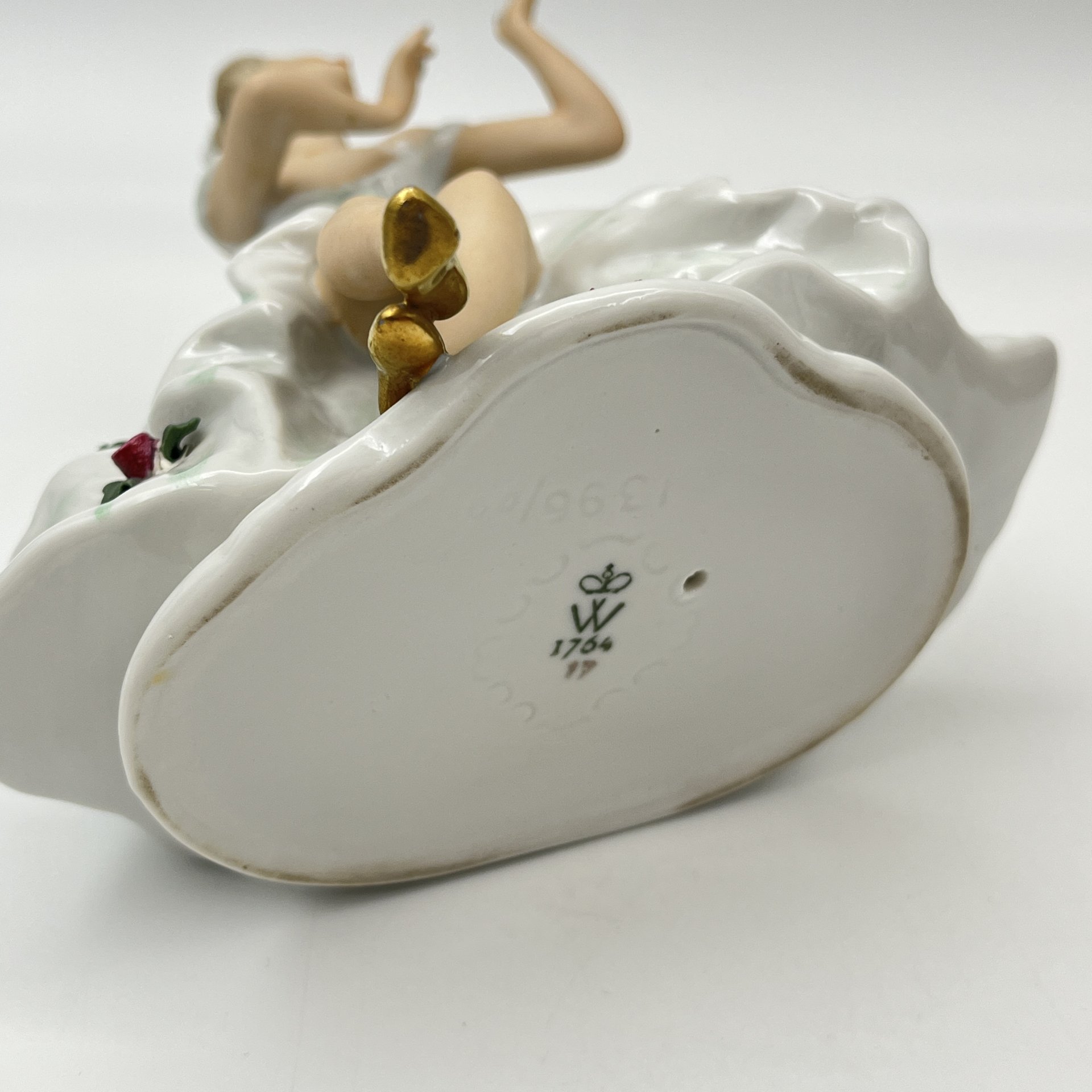 Статуэтка "Танцовщица с зеркалом", фарфор, роспись, Wallendorf, Германия, 1963-1990 гг., Wallendorf