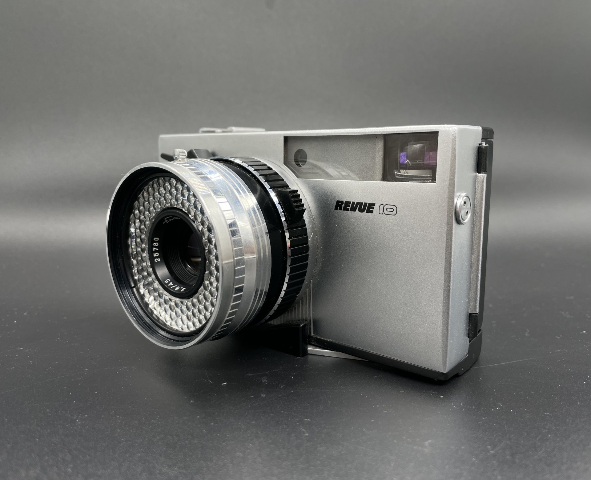 Фотоаппарат "Зоркий-10" с объективом "Индустар-63" (экспортный вариант), Красногорский механический завод (КМЗ)