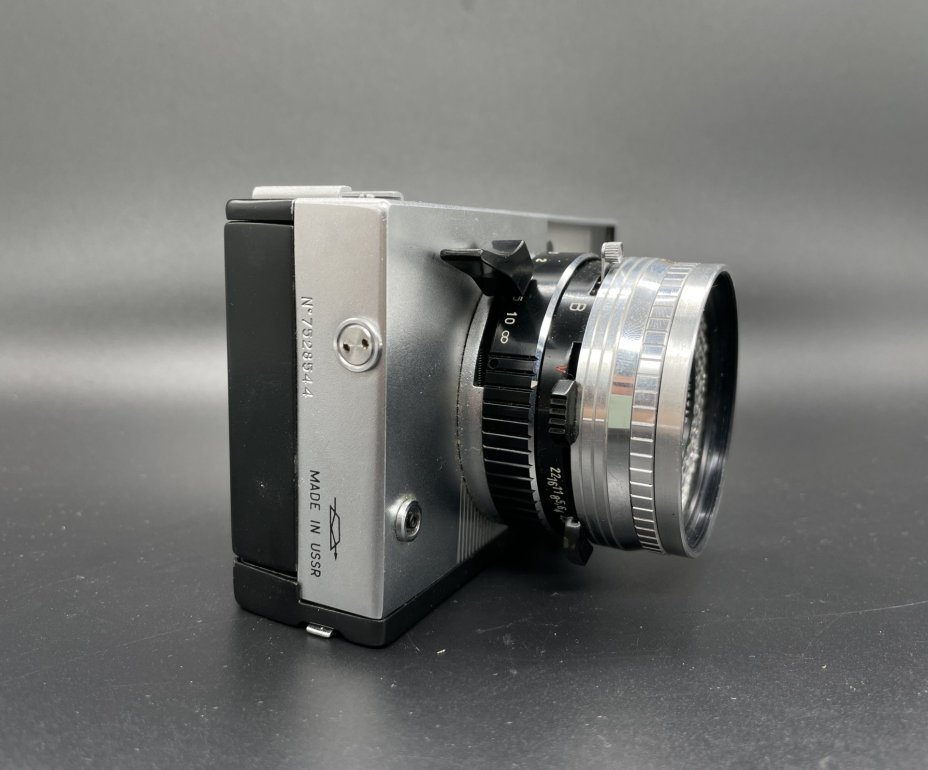 Фотоаппарат "Зоркий-10" с объективом "Индустар-63" (экспортный вариант), Красногорский механический завод (КМЗ)