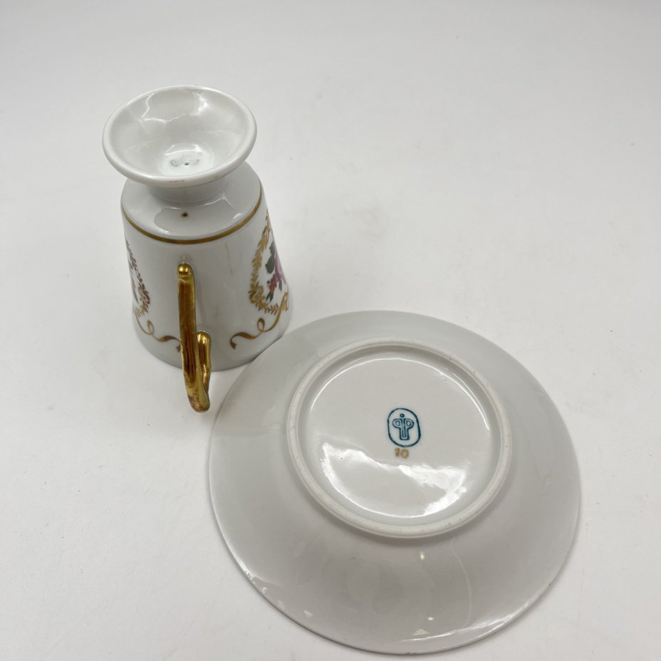 Пара кофейная с декором из роз