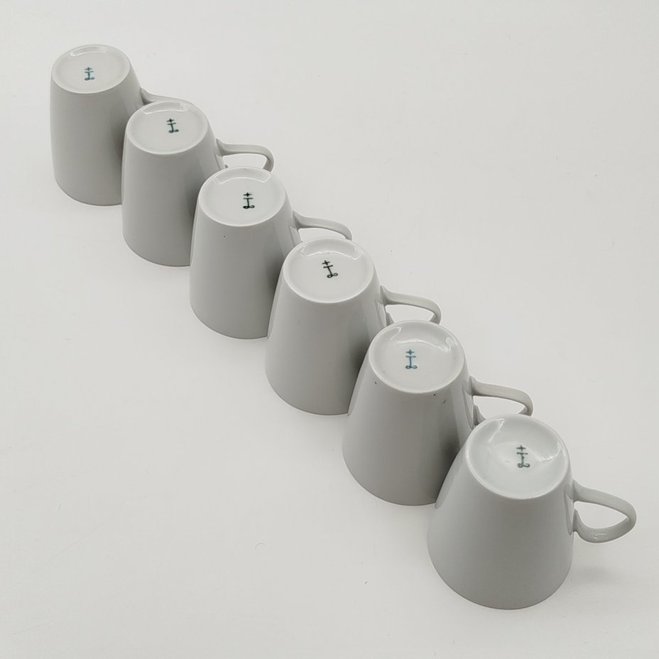 Набор чашек на 6 персон с изображением чешского замка "Рожмитал под Тршемшинем" (Rožmitál pod Třemšínem), фарфор, деколь, Lichte Porzellan (Лихте), Германия, 1980-1990 гг.