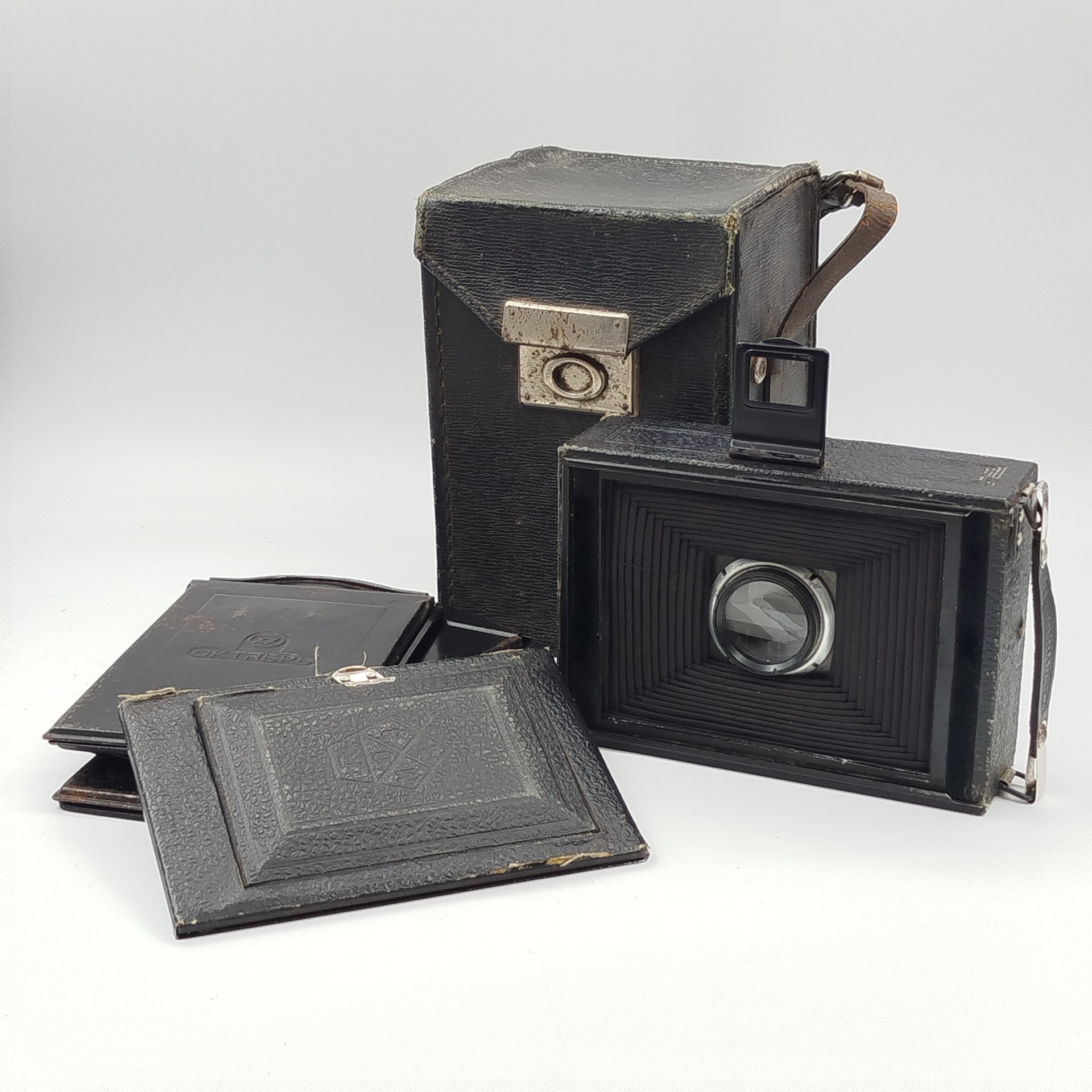 Фотоаппарат пластиночный "Фотокор-1", металл, стекло, ткань, Государственный оптико-механический завод имени ОГПУ (ГОМЗ), СССР, 1930-1940 гг., Государственный оптико-механический завод имени ОГПУ (ГОМЗ)