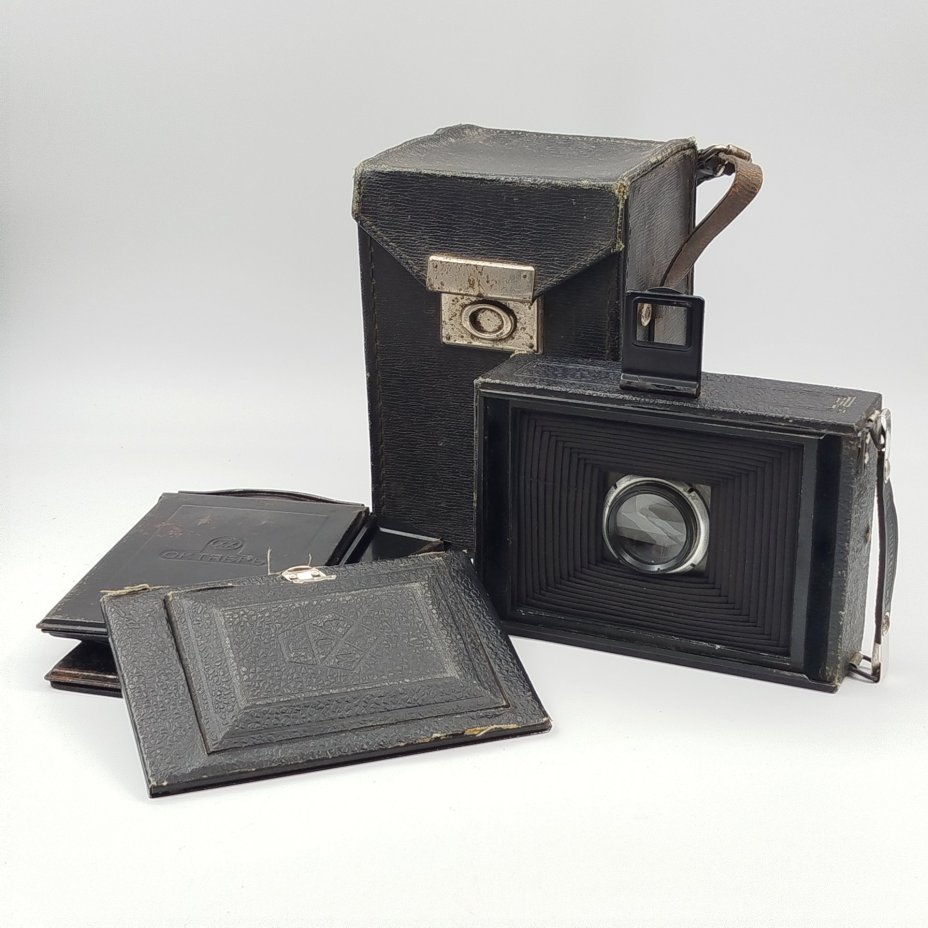 Фотоаппарат пластиночный "Фотокор-1", металл, стекло, ткань, Государственный оптико-механический завод имени ОГПУ (ГОМЗ), СССР, 1930-1940 гг., Государственный оптико-механический завод имени ОГПУ (ГОМЗ)
