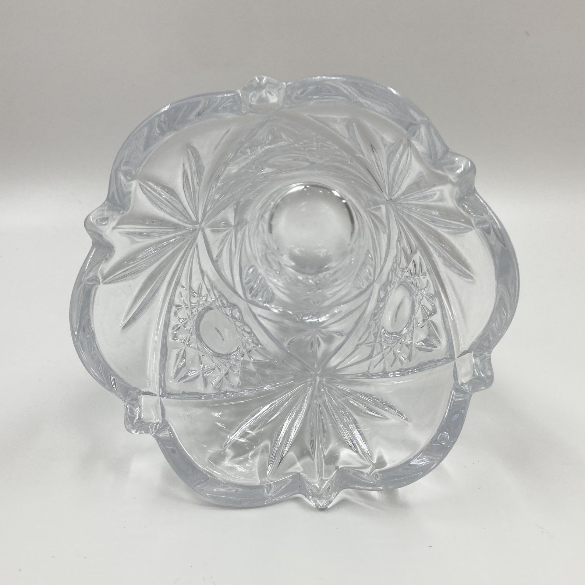 Ваза с рельефным декором, хрусталь, пресс, СССР, 1970-1990 гг.